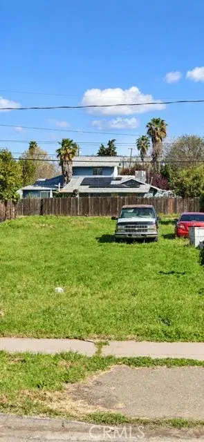 415 Broadway, Planada, CA 95365