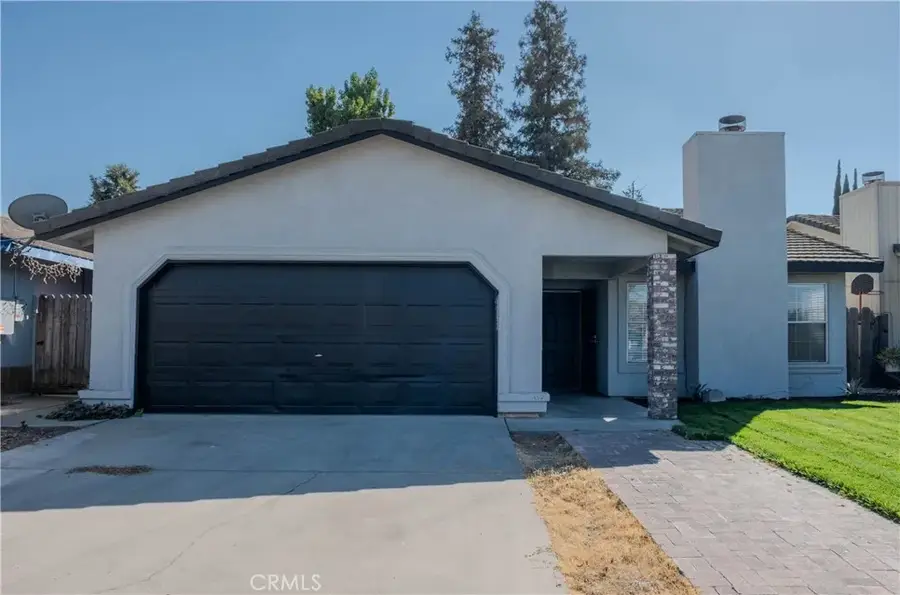 6937 Lawrence Court, Winton, CA 95388 - #2
