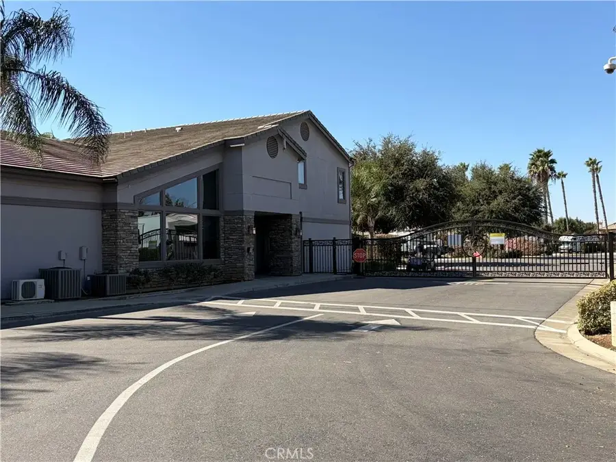 5001 Robertson Blvd #8, Chowchilla, CA 93610 - #2