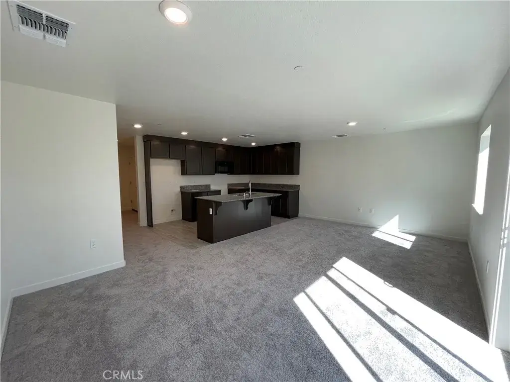 135 Long Trail Lane, Merced, CA 95341 - #1
