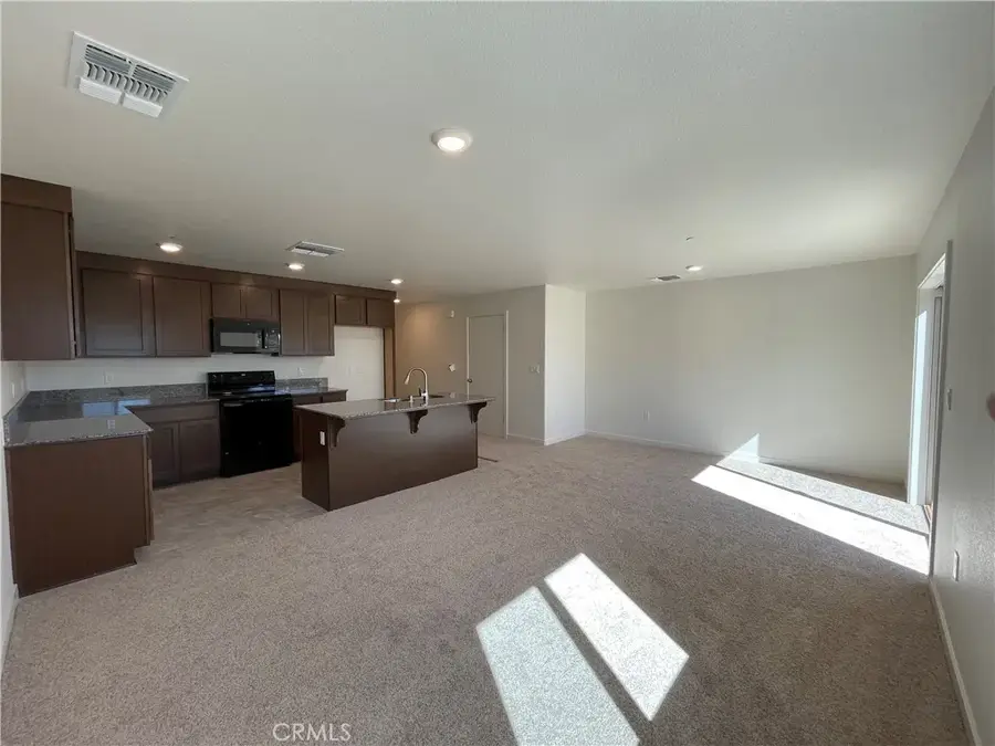 145 Long Trail Lane, Merced, CA 95341 - #3