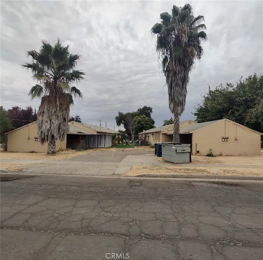 902 Barney, Merced, CA 95340 - #1