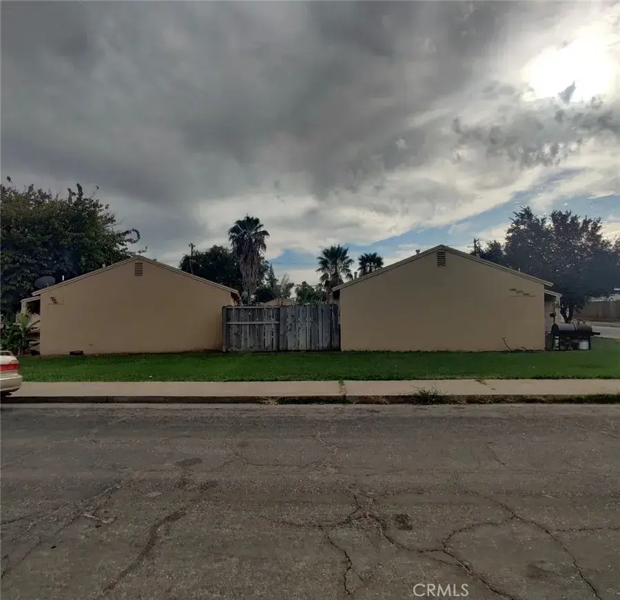 902 Barney, Merced, CA 95340 - #2
