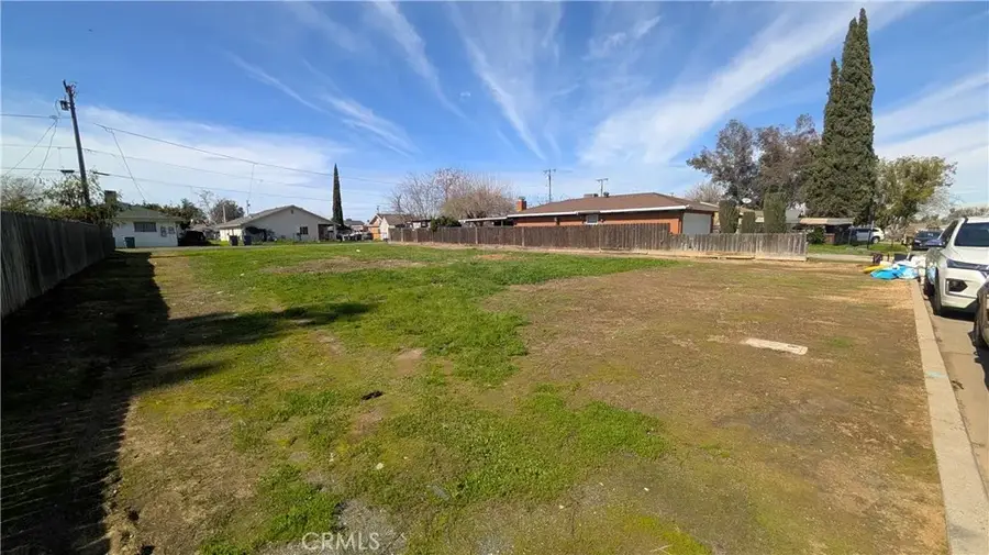 1114 Sierra, Madera, CA 93638 - #2