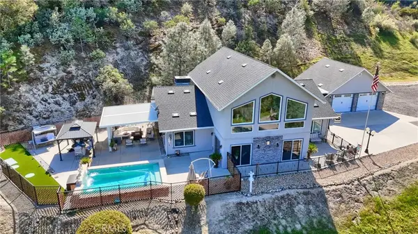 42038 Empty Creek, Oakhurst, CA 93644