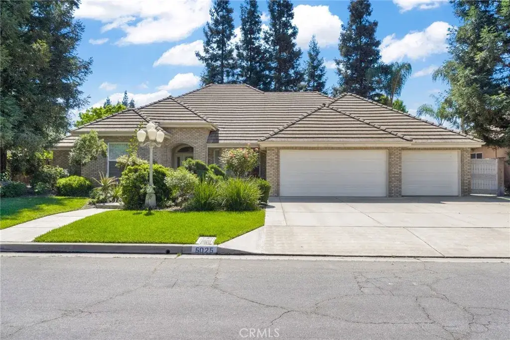 5025 W Birch, Fresno, CA 93722 - #1