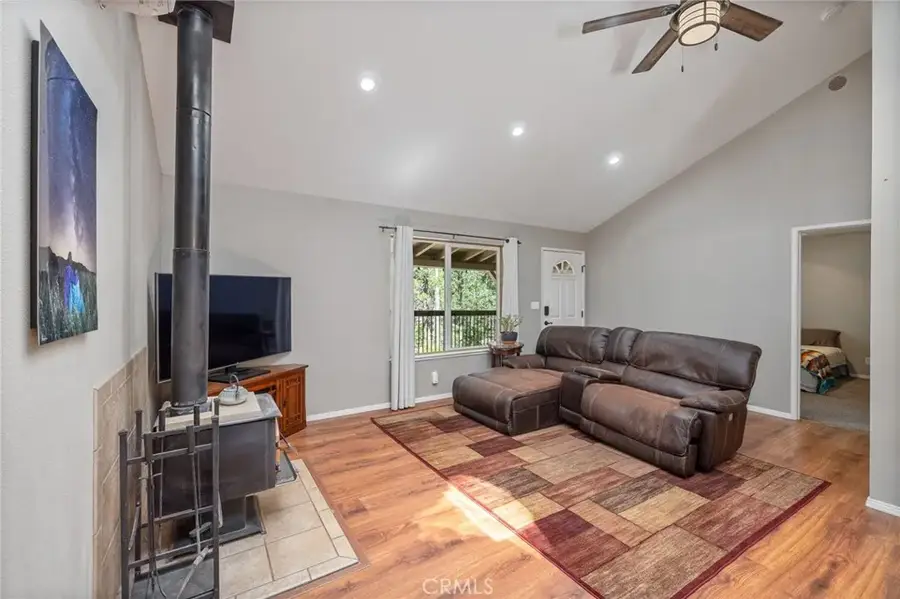 7082 Hites Cove Road, Mariposa, CA 95338 - Image #3