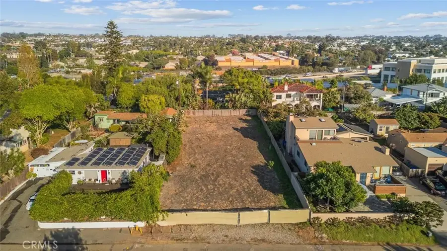 837 Stratford, Encinitas, CA 92024 - Image #2