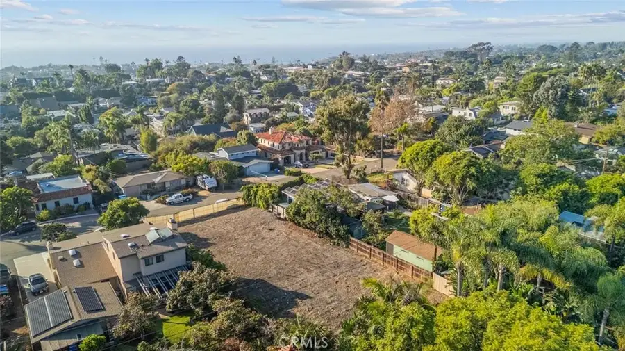 837 Stratford, Encinitas, CA 92024 - Image #3