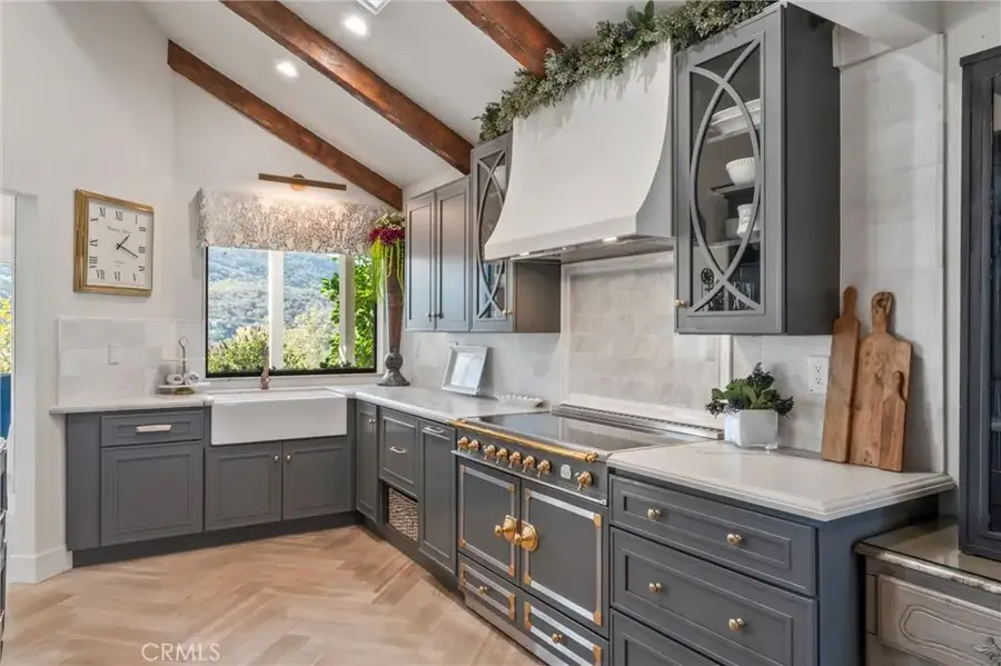 29122 Laurel Valley Drive, Vista, CA 92084 - Image #2