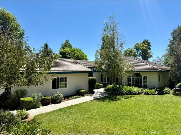 1425 Surrey Hts, Fallbrook, CA 92028