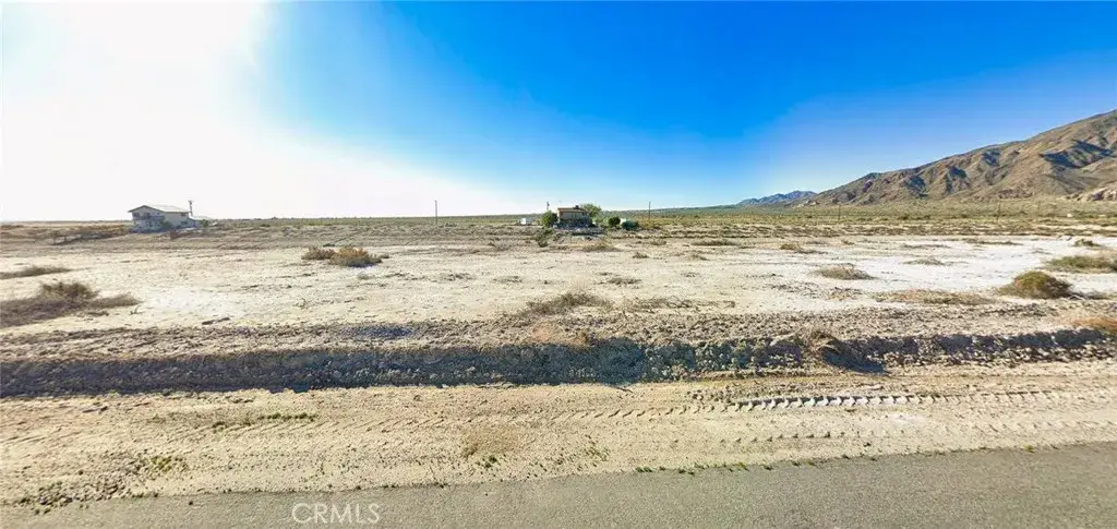 123 Honolulu, Thermal, CA 92274 - #1