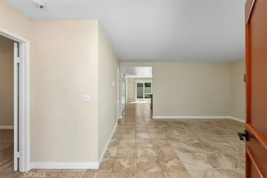 3381 Garibaldi, Carlsbad, CA 92010 - #3
