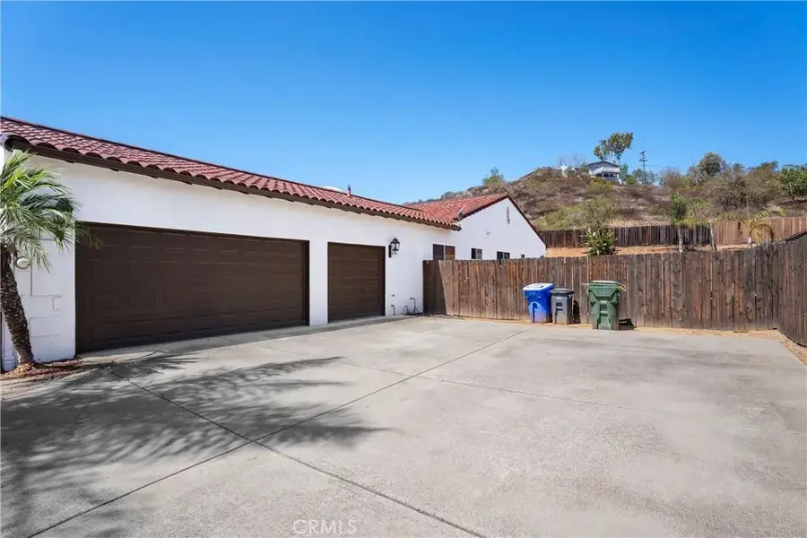 925 Valley, Vista, CA 92084 - #2