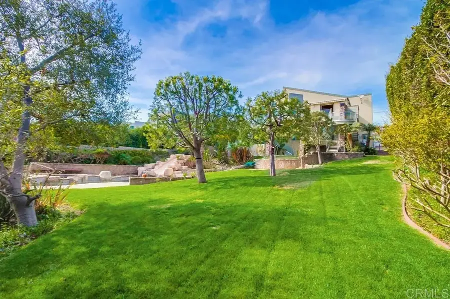 524 Ford Ave, Solana Beach, CA 92075 - Image #2