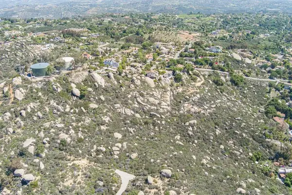 13 Sage Hill Way, Escondido, CA 92026