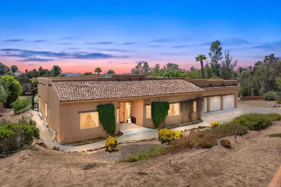 129 Emilia Lane, Fallbrook, CA 92028 - #2