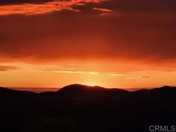 9626 Indian Creek Way, Escondido, CA 92026