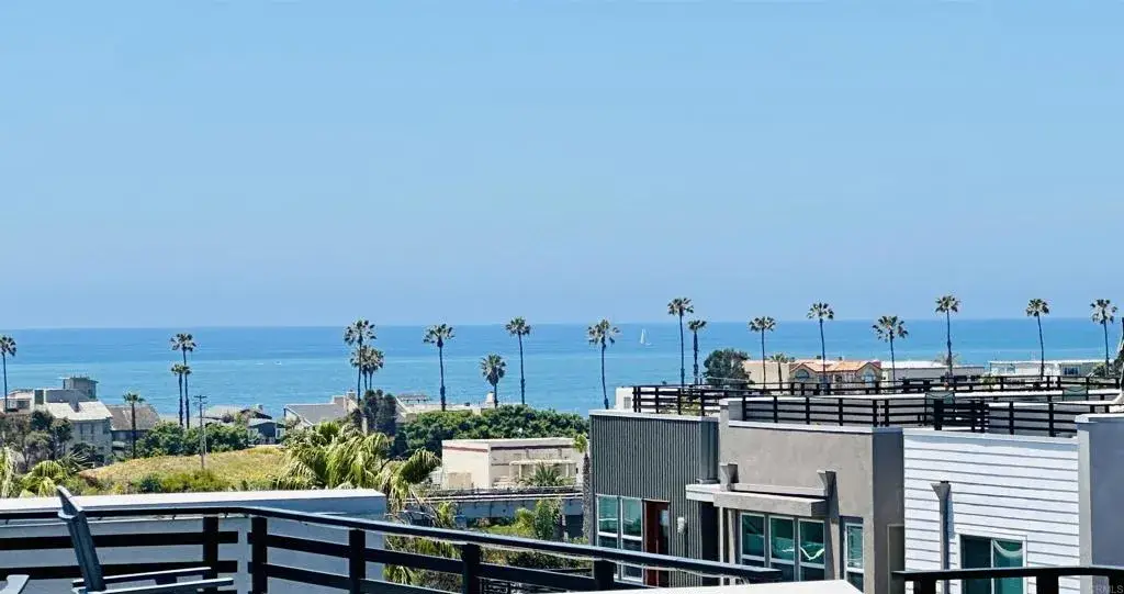 1570 Vista Del Mar Way #4, Oceanside, CA 92054 - Image #1