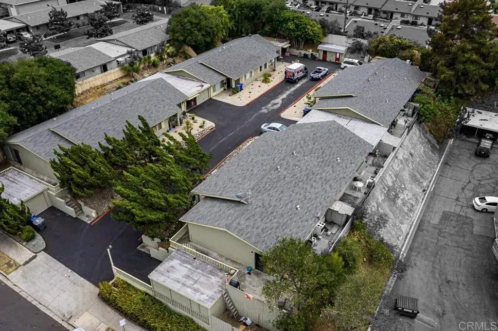 1045 Meadowlake Drive, Vista, CA 92084 - Image #1