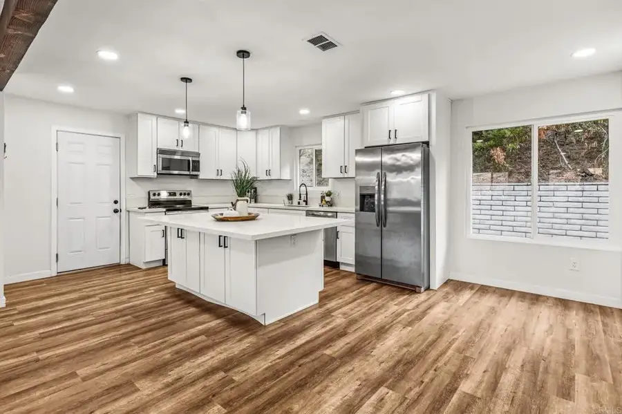 10906 Serena Lane, Lakeside, CA 92040 - Image #3