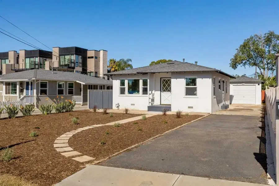 1010 Grand Avenue, Carlsbad, CA 92008 - Image #2