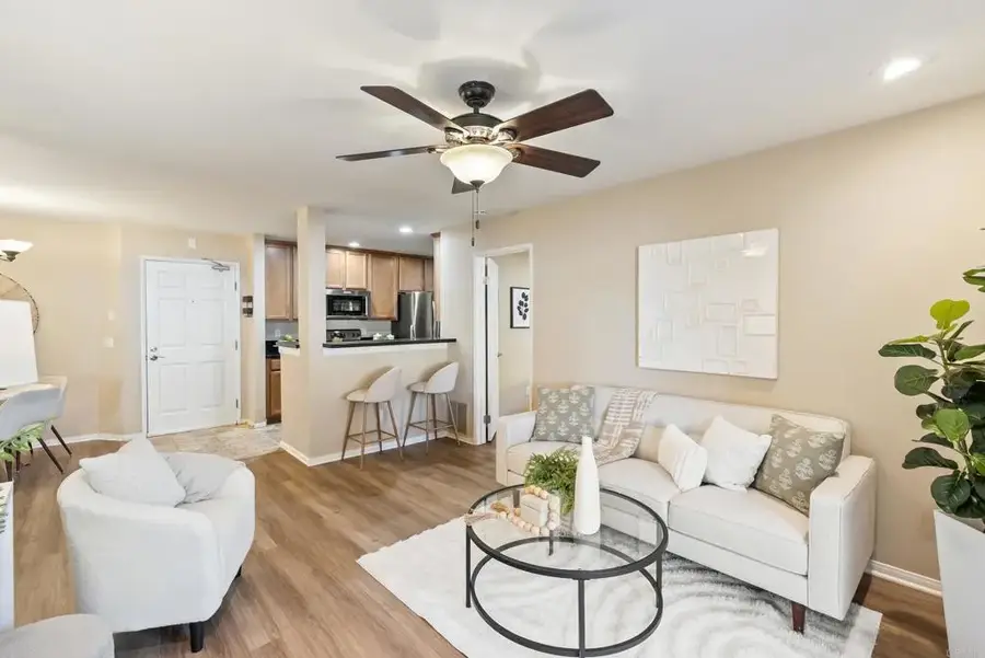 7130 Shoreline Drive #1103, San Diego, CA 92122 - Image #3