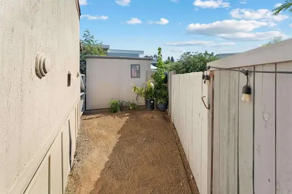 1202 Borden Rd. #5, Escondido, CA 92026