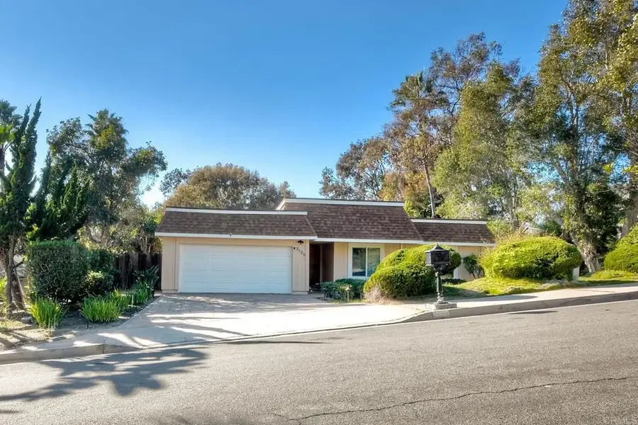 2125 Valley Road, Oceanside, CA 92056 - Image #2