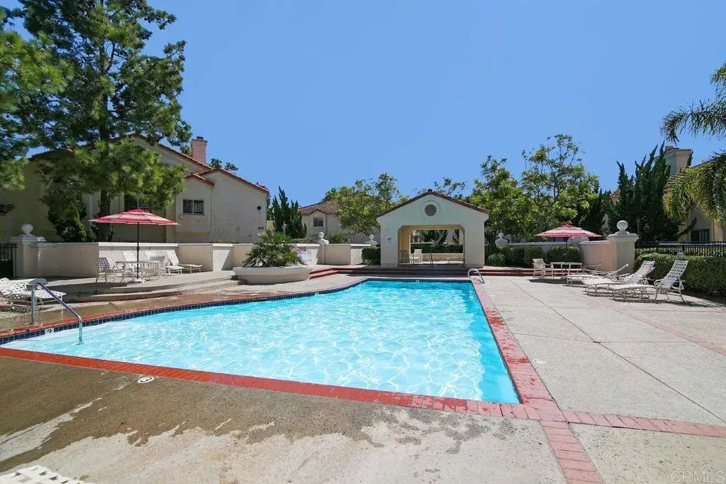 1050 La Tortuga Drive #5, Vista, CA 92081 - Image #1