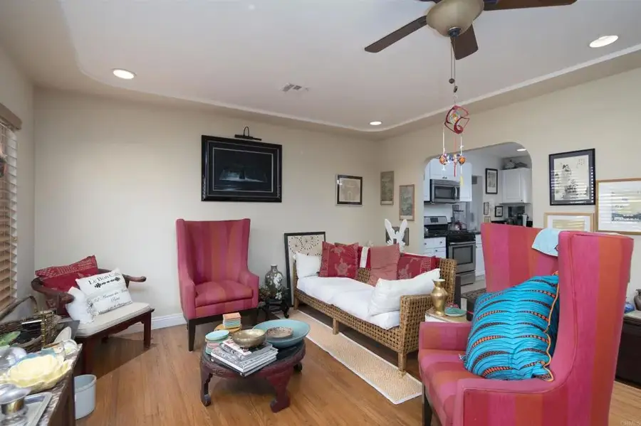 10 Fifth Avenue, Chula Vista, CA 91910 - Image #3