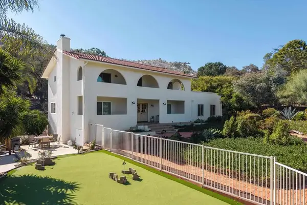 1530 Windsong Lane, Escondido, CA 92026