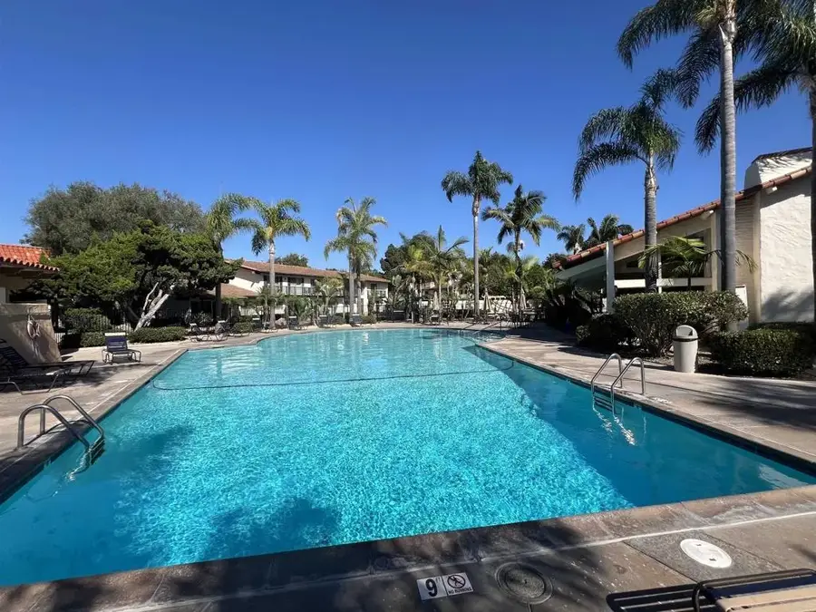 4241 Loma Riviera Lane, San Diego, CA 92110 - Image #3