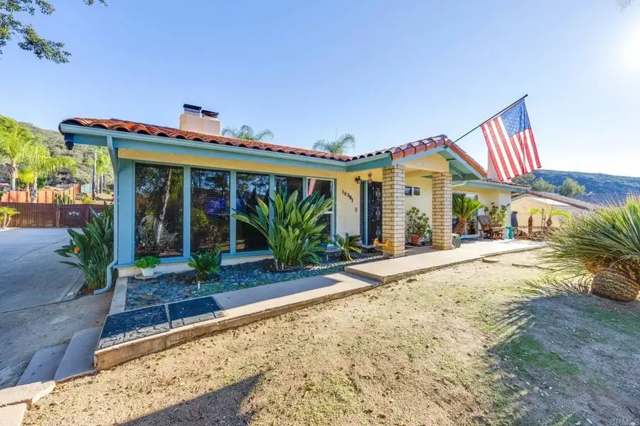 16301 Swartz Canyon Road, Ramona, CA 92065 - Image #2