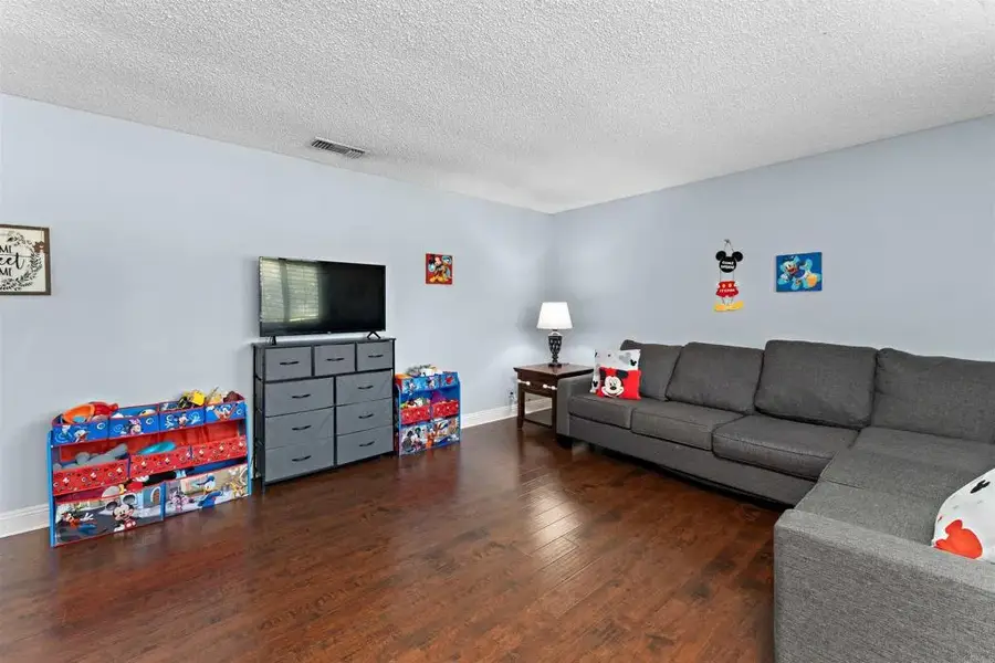 2546 S Sultana Avenue, Ontario, CA 91761 - Image #2