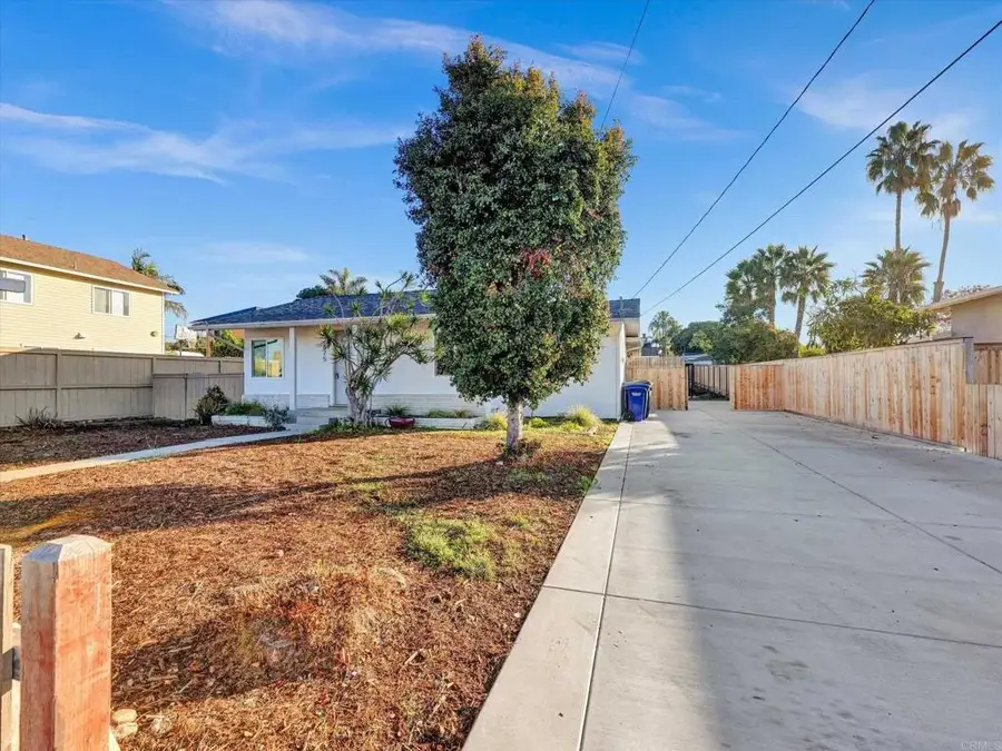 875 La Mirada Ave, Encinitas, CA 92024 - Image #3