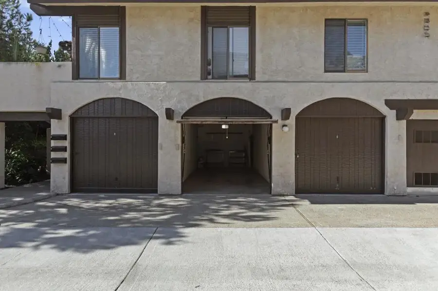 13742 Ruette Le Parc #C, Del Mar, CA 92014 - Image #2
