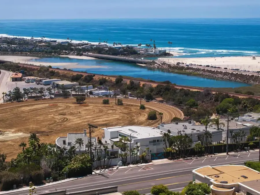 121 Via De La Valle, Del Mar, CA 92014 - Image #2