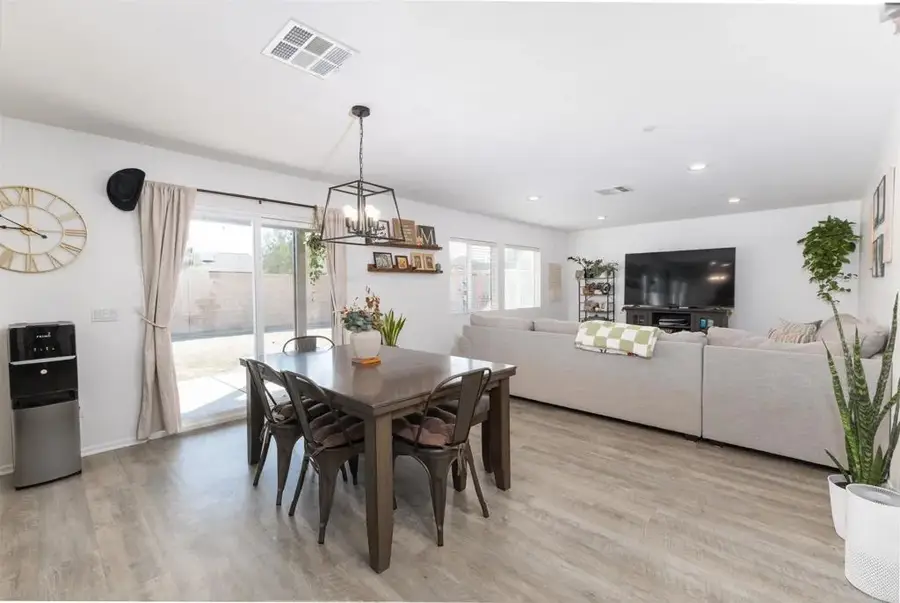 1432 Carolina Court, Hemet, CA 92543 - Image #3