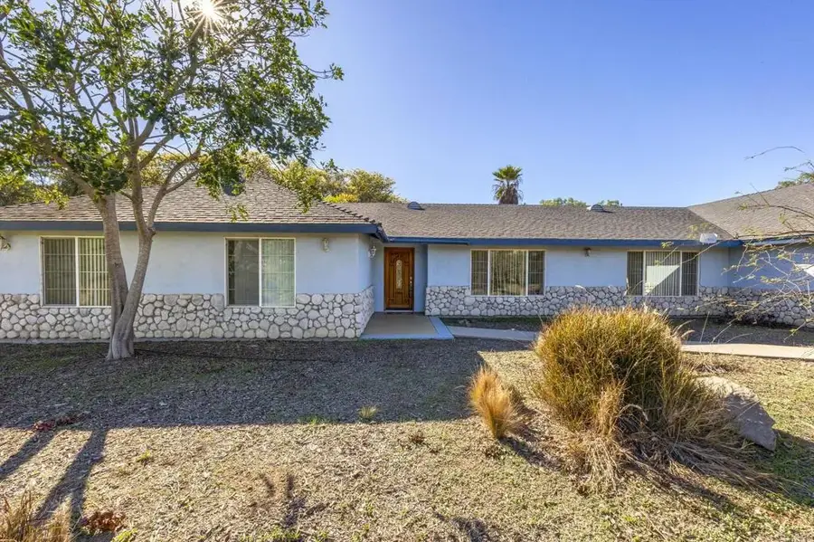 1420 Wilshire Rd, Fallbrook, CA 92028 - Image #3