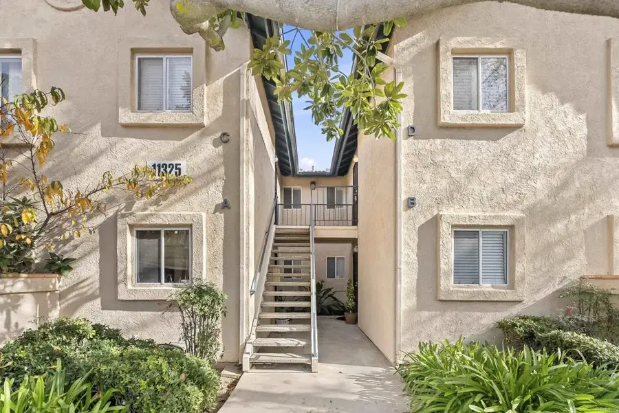 11325 Avenida De Los Lobos Unit D, San Diego, CA 92127 - Image #3