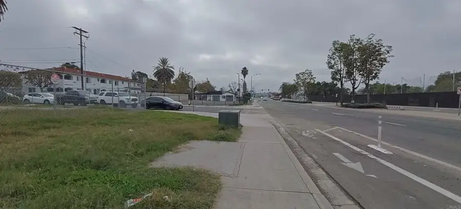 757 N Santa Fe Ave, Vista, CA 92084 - Image #2