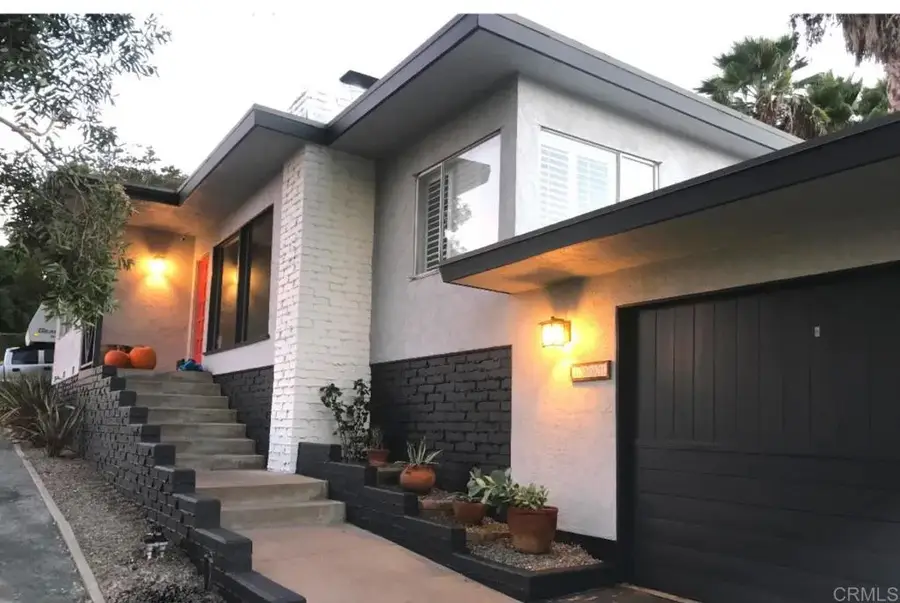 1001 Ontario St, Escondido, CA 92025 - Image #2