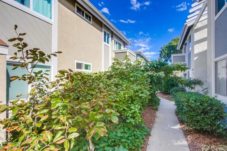 11187 Kelowna Rd #76, San Diego, CA 92126 - Image #3