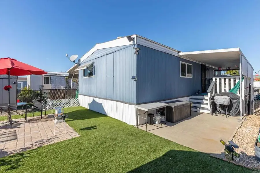 1010 E Bobier #44, Vista, CA 92084 - #2