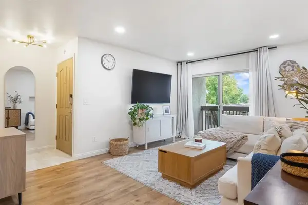 432 Edgehill Lane #74, Oceanside, CA 92054