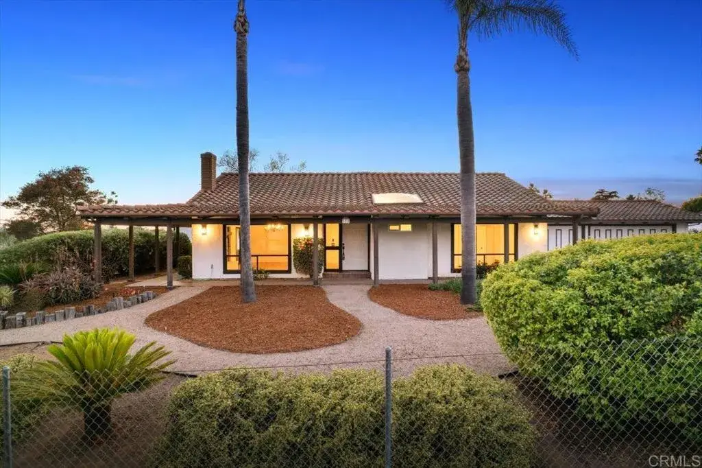 112 Palmas Norte, Fallbrook, CA 92028 - #1