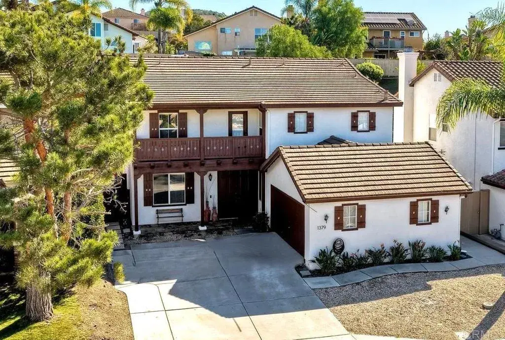 1379 Corte Bagalso, San Marcos, CA 92069 - #1
