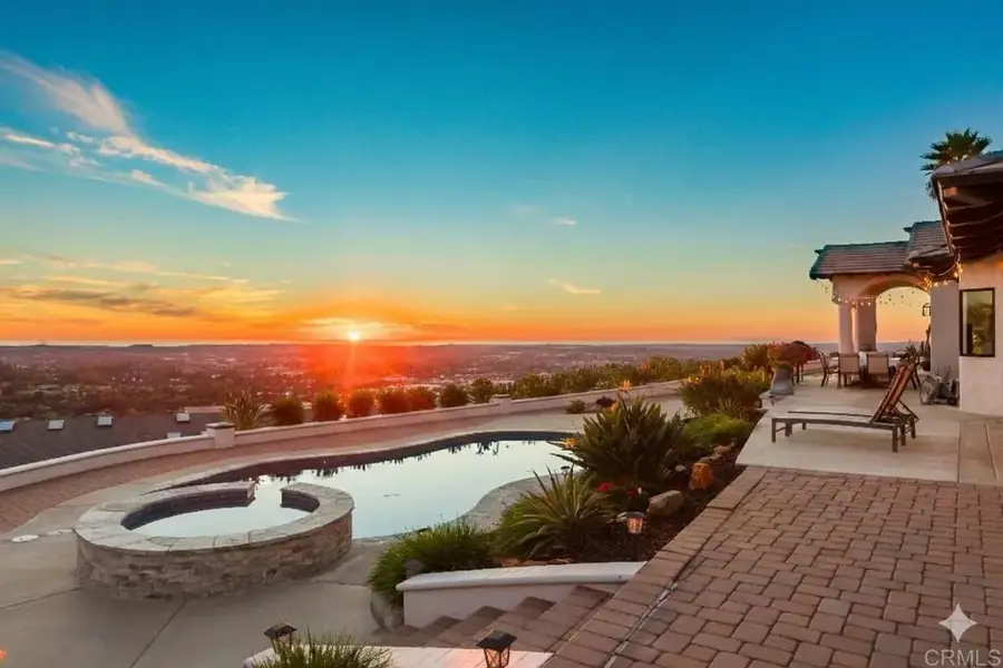 1966 Las Lomas, Vista, CA 92084 - #2