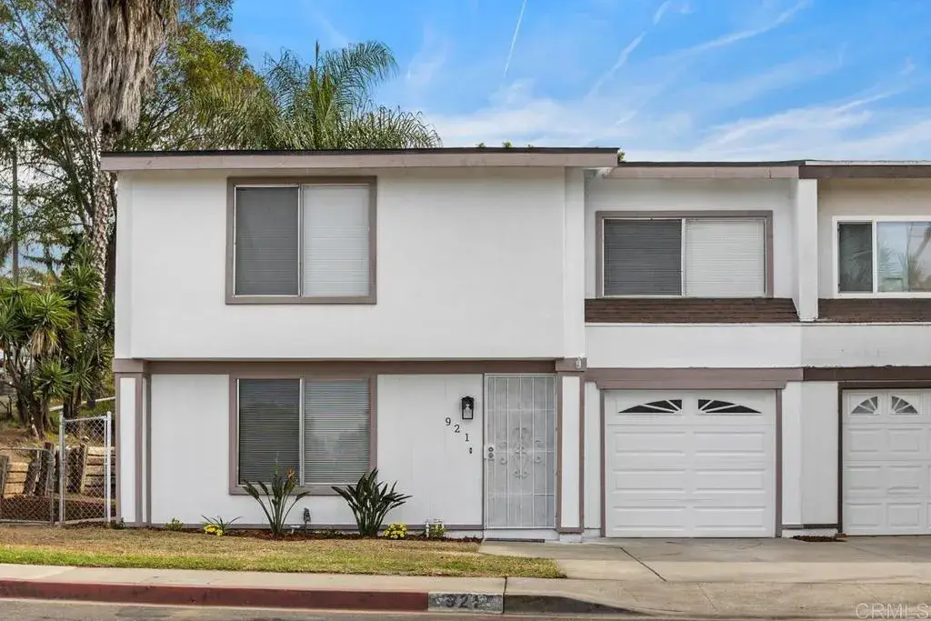 921 Lemon Avenue, Vista, CA 92084 - #1